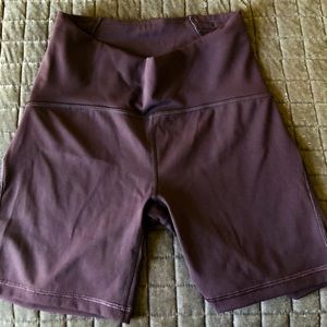 Lululemon fitted purple shorts NWOT